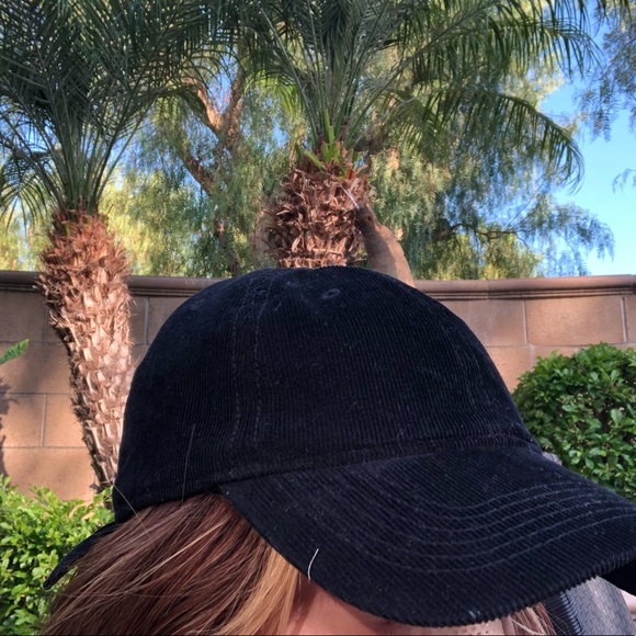 black hat - Picture 4 of 4